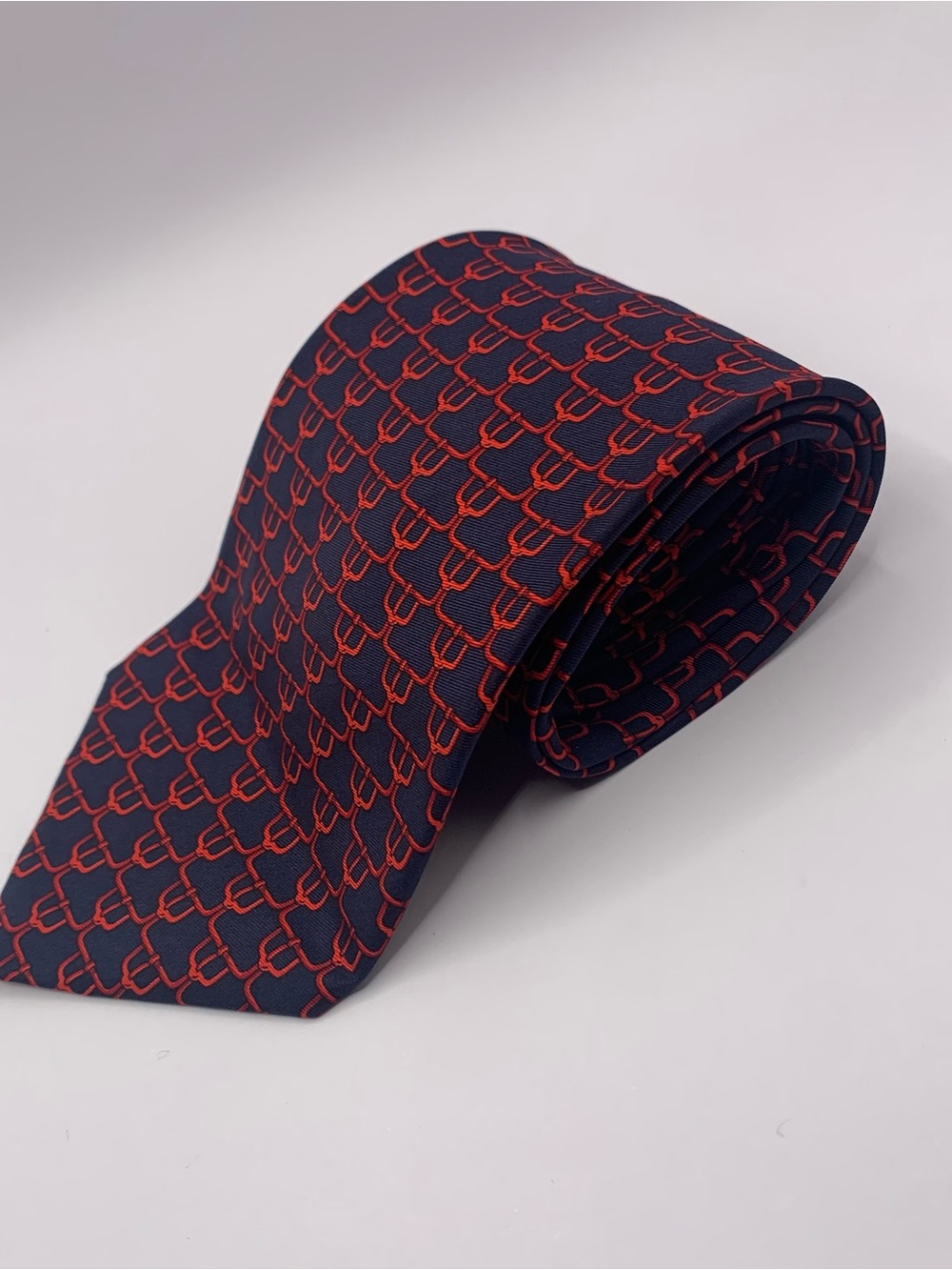 Rachel Navy Tie with Red Link Pattern business formal interview type 0127